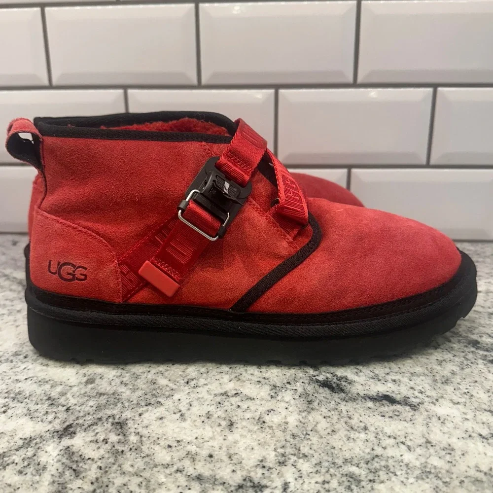 UGG Mens 11 Neumel Snapback‎ Chukka Boots Red Suede Buckle 1130720 Streetwear
